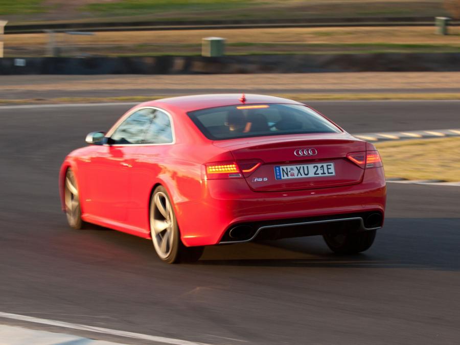  Audi RS5 Coupe 2012 года  (AU) (фото 10 из 10)